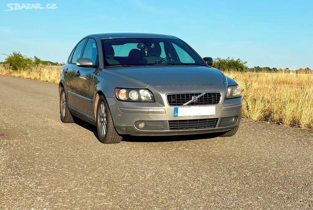 Volvo S40 2.0D 98 kW, r. v. 2004